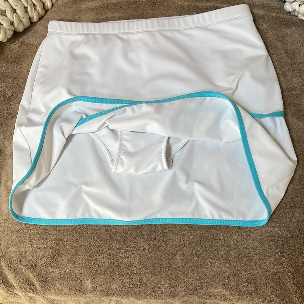 Athletic skirt by Peachy Tan in size medium. - Picture 3 of 4